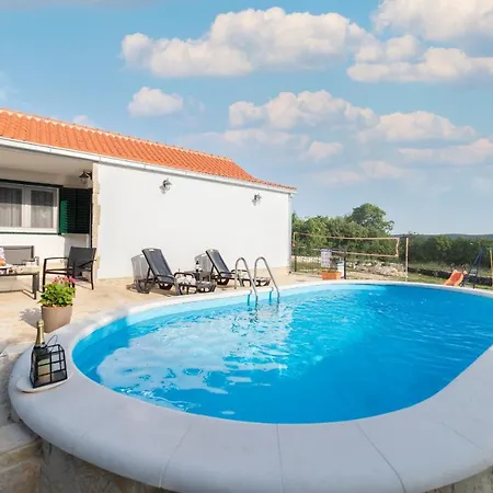 Sego With Private Pool
