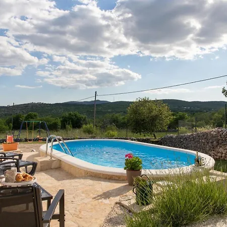 Sego With Private Pool