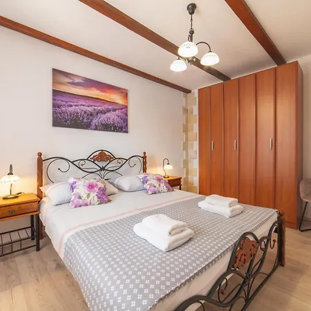 Sego With Private Pool بيت للعطل