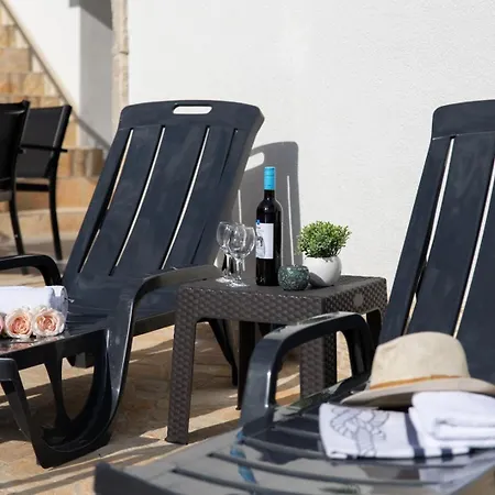 Sego With Private Pool * Veliki Brocanac