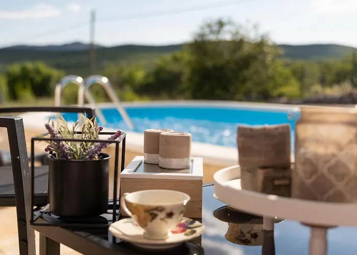 Sego With Private Pool *